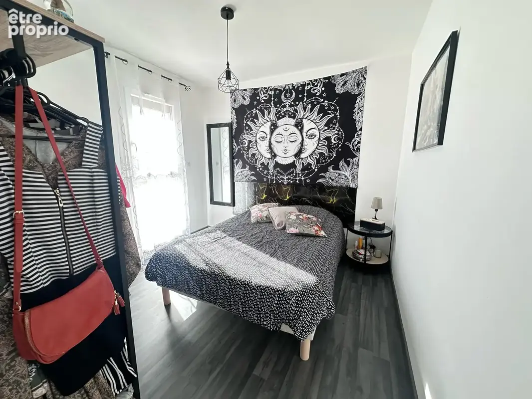 Maison - 100m2 habitables - 3 chambres - garage - jardin - piscine - 42300 - photo 10