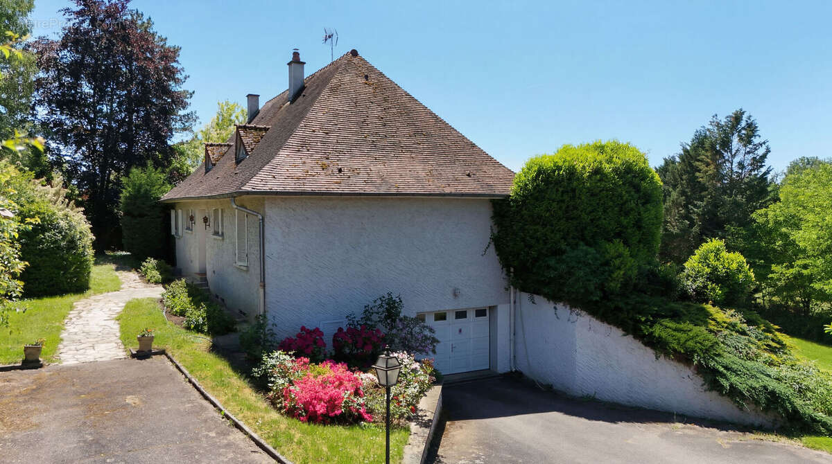 Maison à NEUVY
