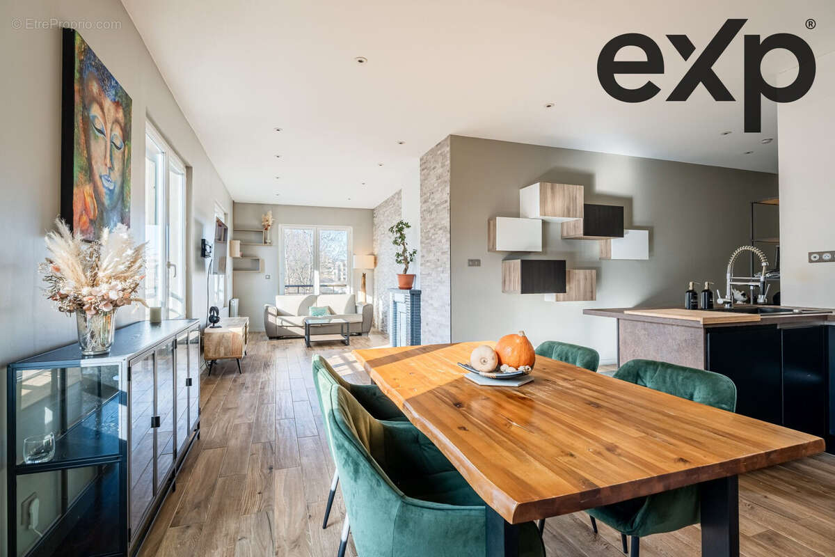 Appartement à MARSEILLE-4E