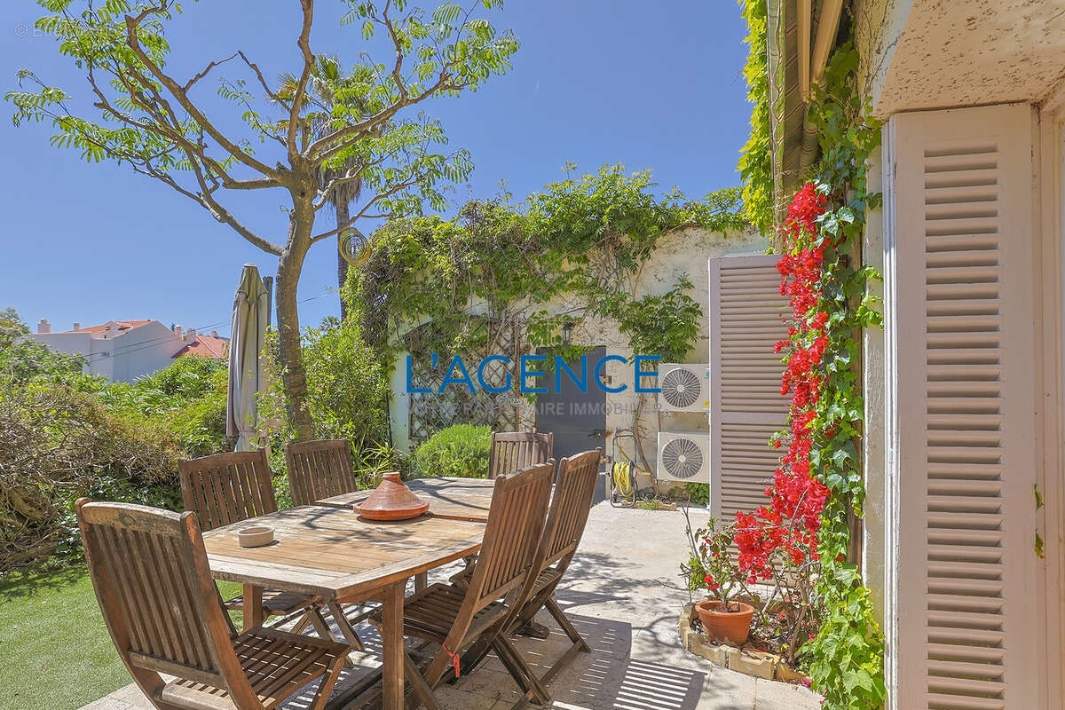 Appartement à HYERES