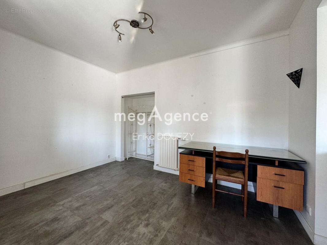 Maison 5 chambres 1 bureau, jardin, garage - photo 10