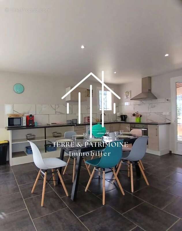 Maison à VALLON-PONT-D&#039;ARC