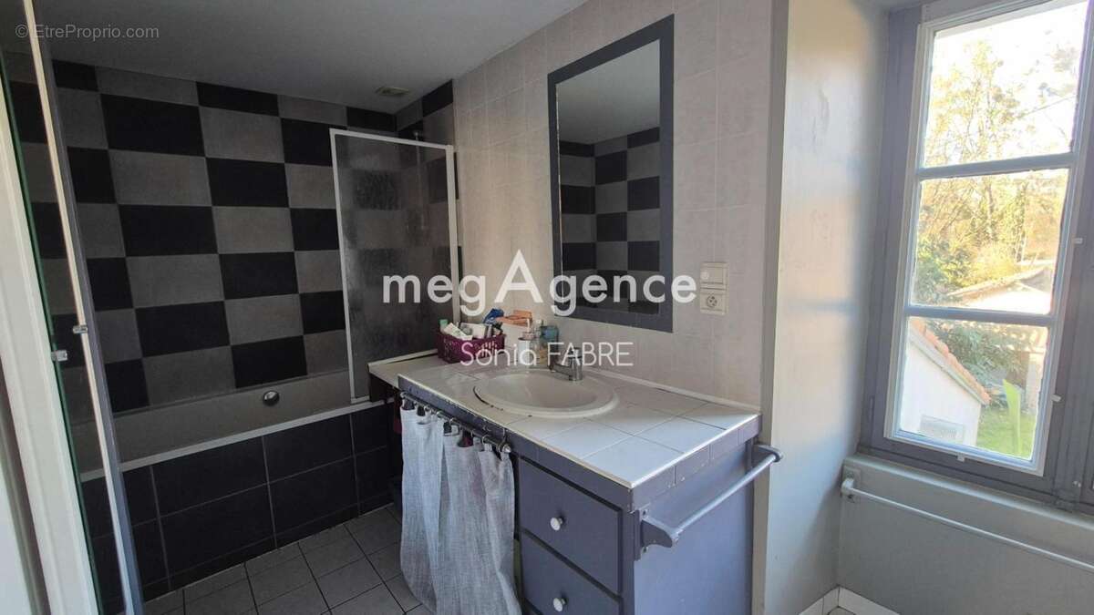 Maison à BOUGUENAIS