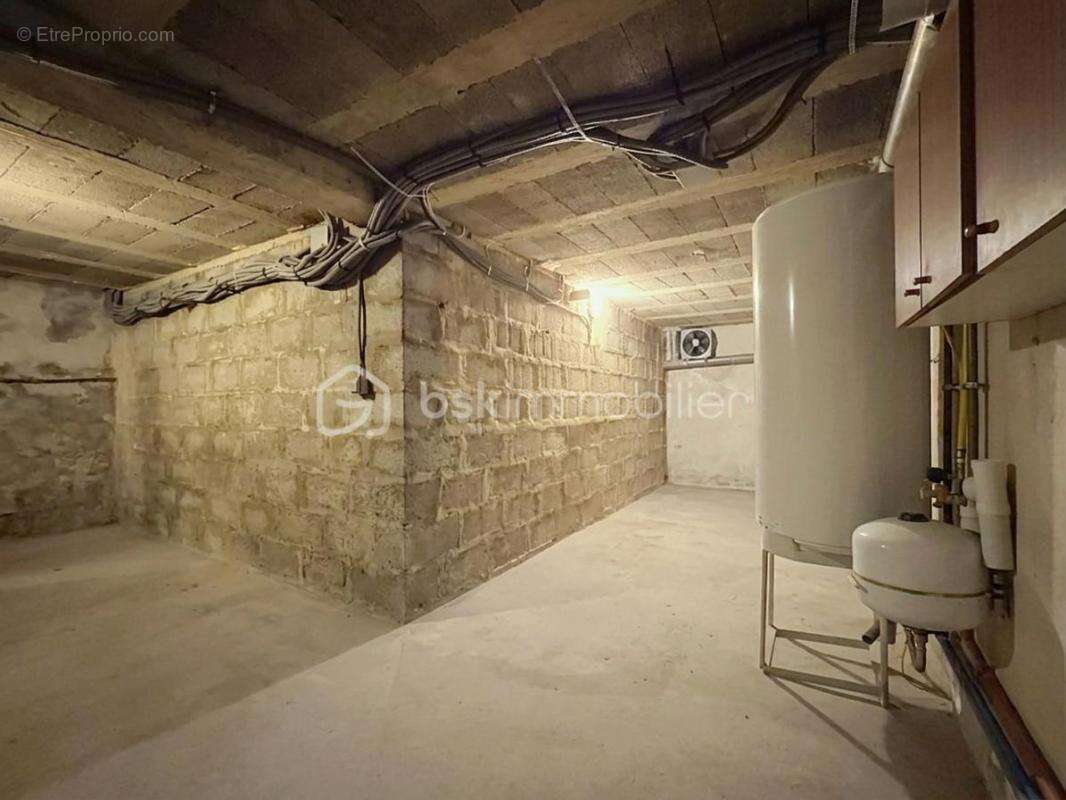 Maison de ville entièrement rénovée - photo 9