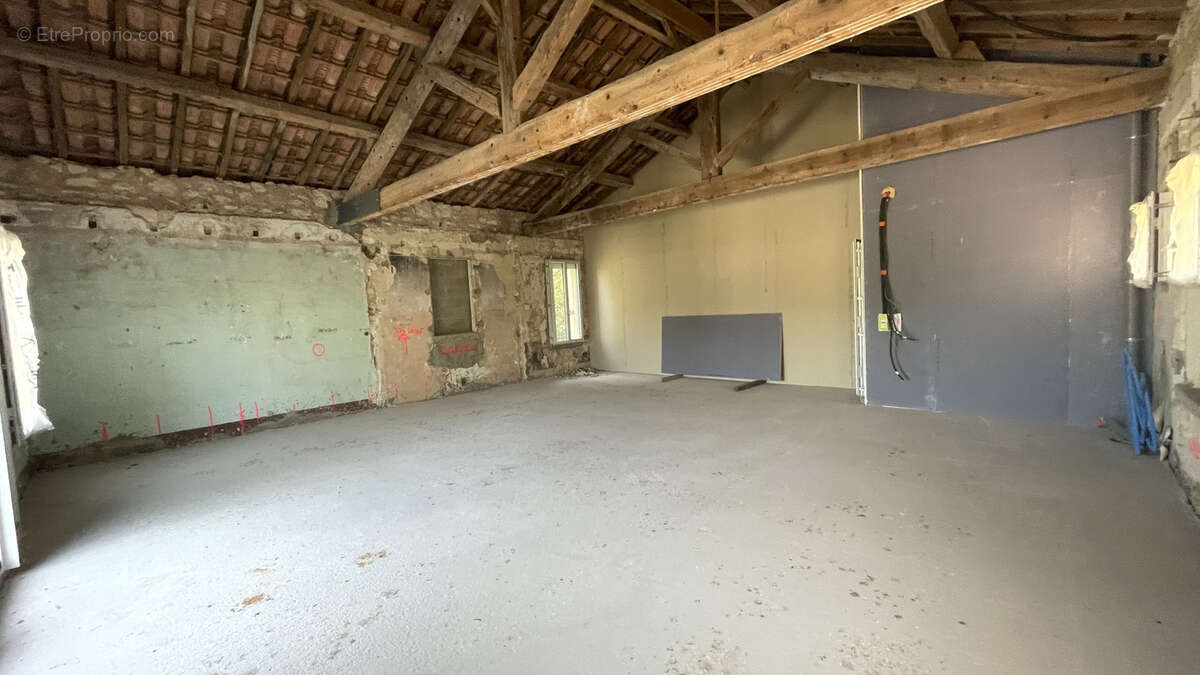 Appartement à SAINT-DREZERY