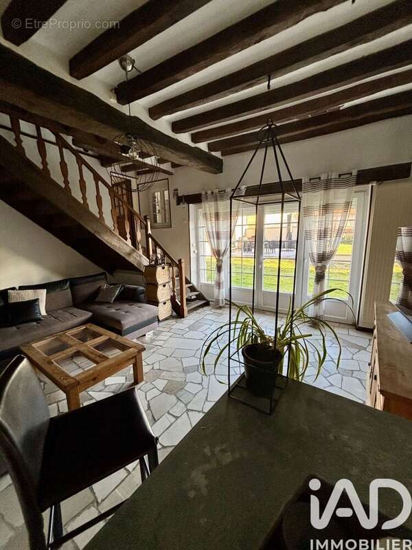 Photo 8 - Maison à VENIZY