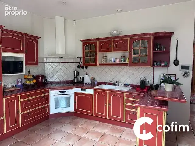 Maison 287 m² à Tarbes  - photo 4
