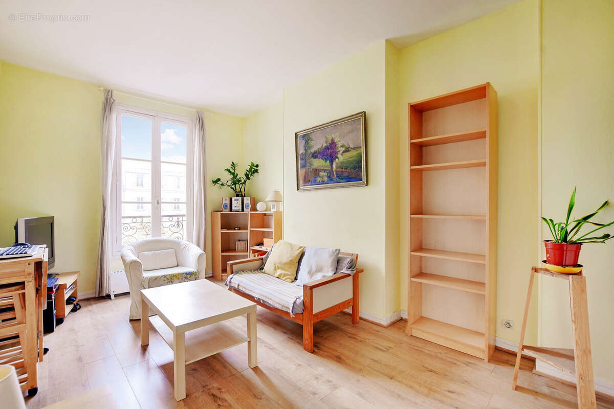 Appartement à PARIS-15E