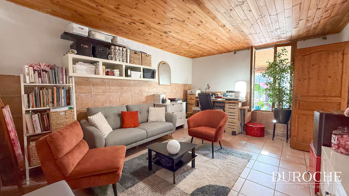 Maison à ORANGE