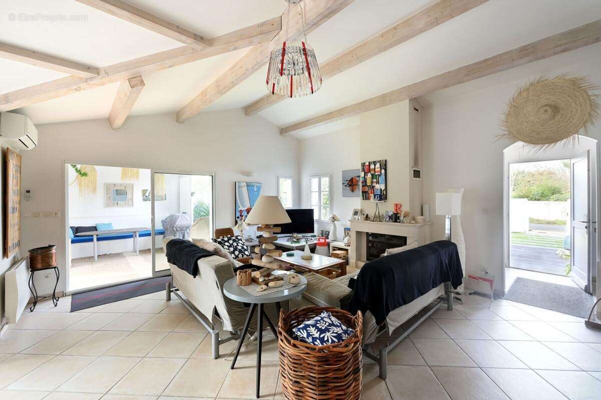 Maison à LA COUARDE-SUR-MER