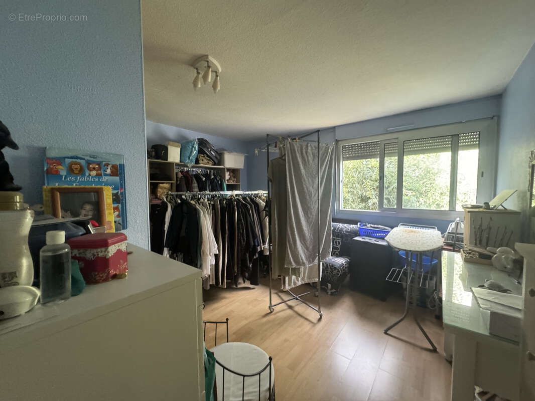 Appartement à LESPINASSE