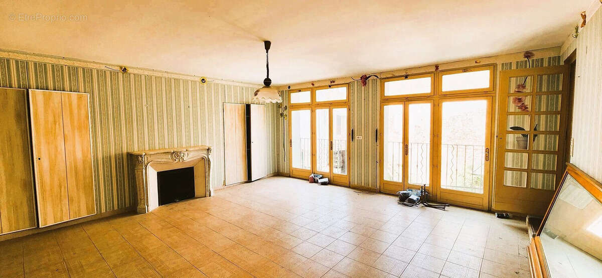 Maison à BESSAN