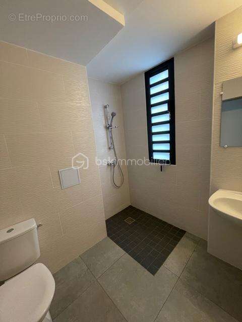 Maison à LES AVIRONS