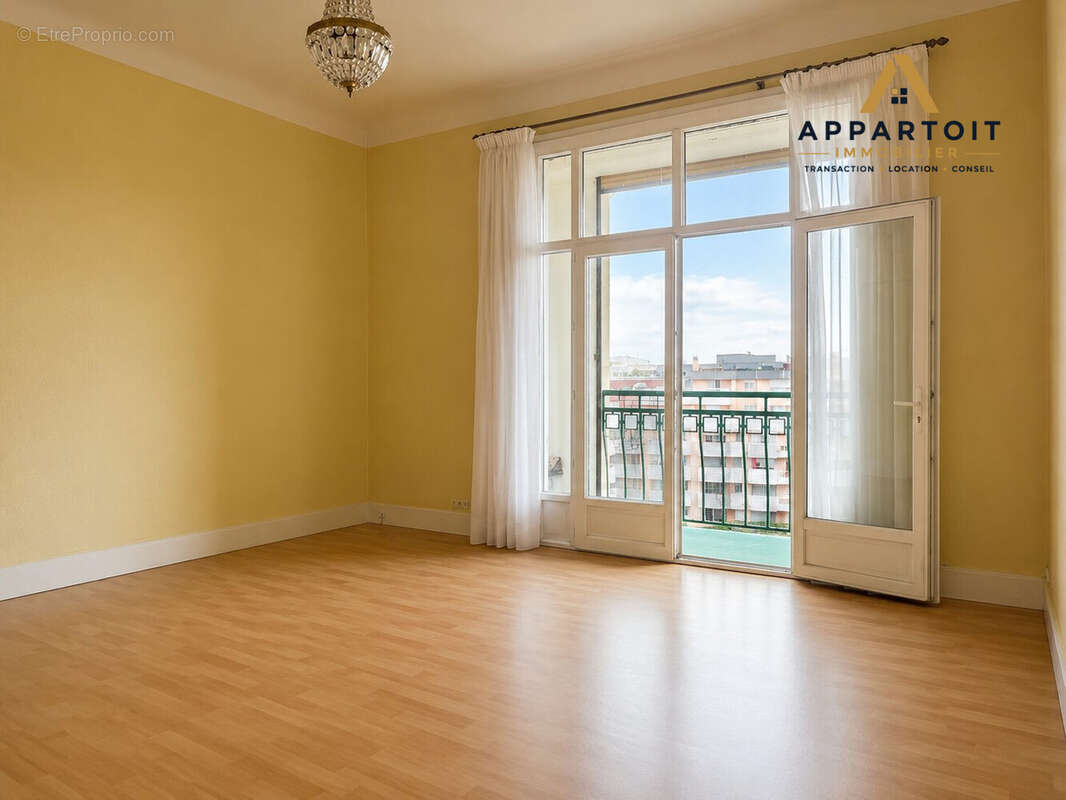 Appartement à VICHY