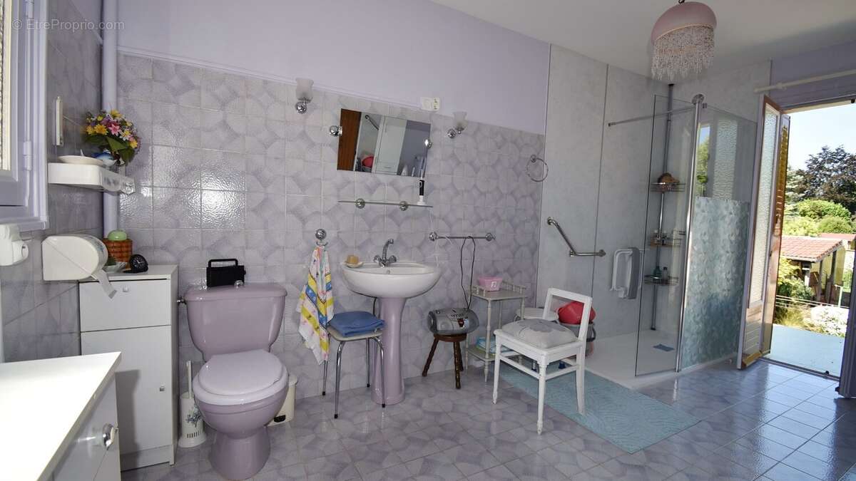 Maison à LE VERNET