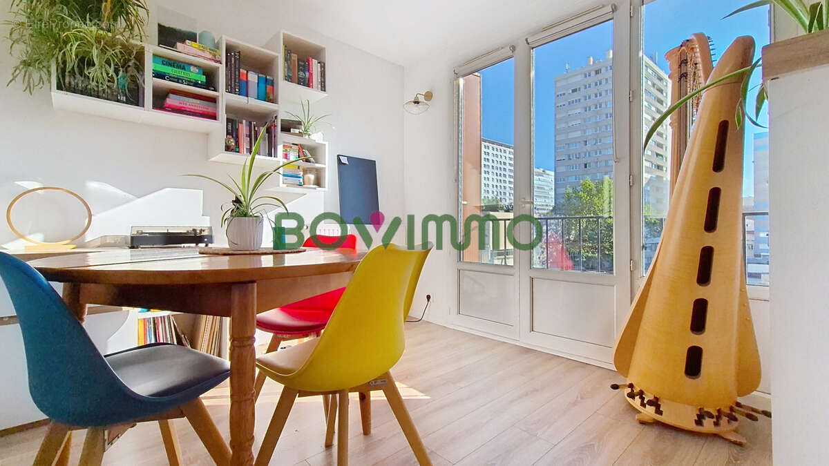 Appartement à CLICHY