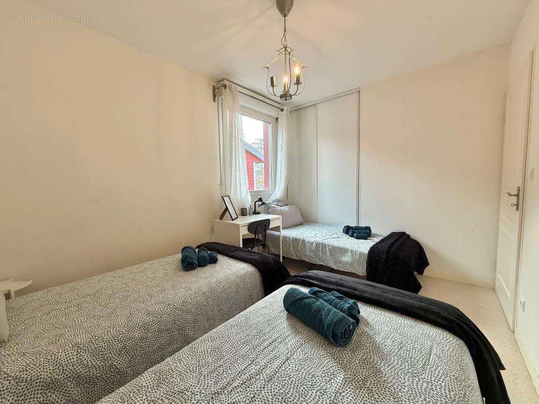Appartement à CHENOVE
