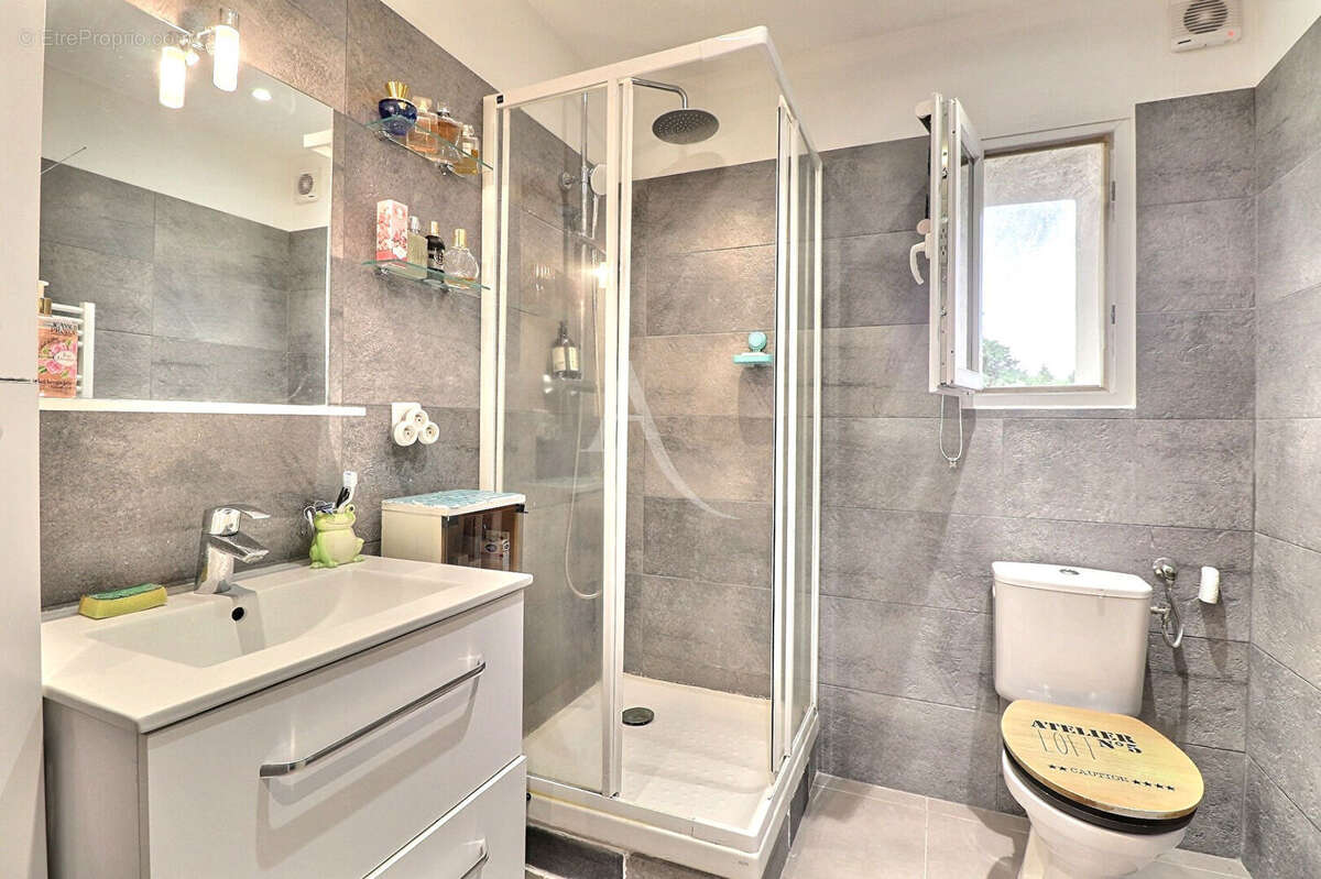 Appartement à PLAN-DE-CUQUES