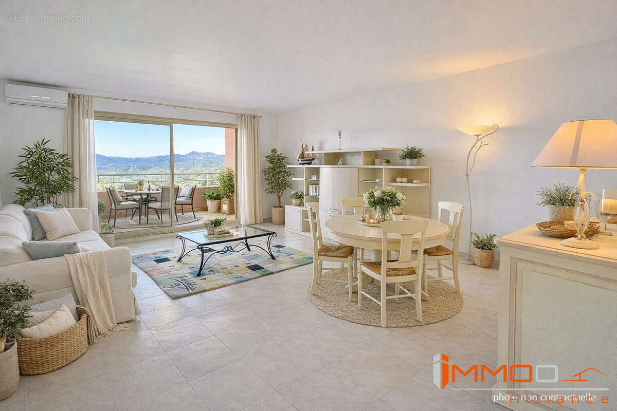 Appartement à MANDELIEU-LA-NAPOULE