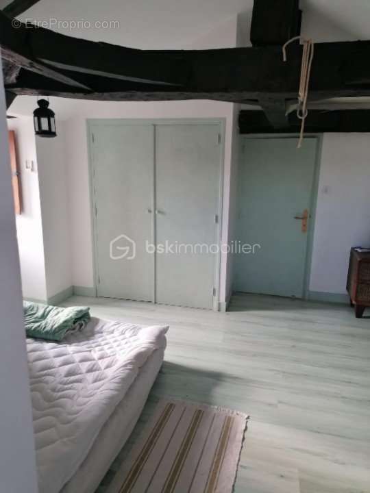 Maison à SAINT-ASTIER