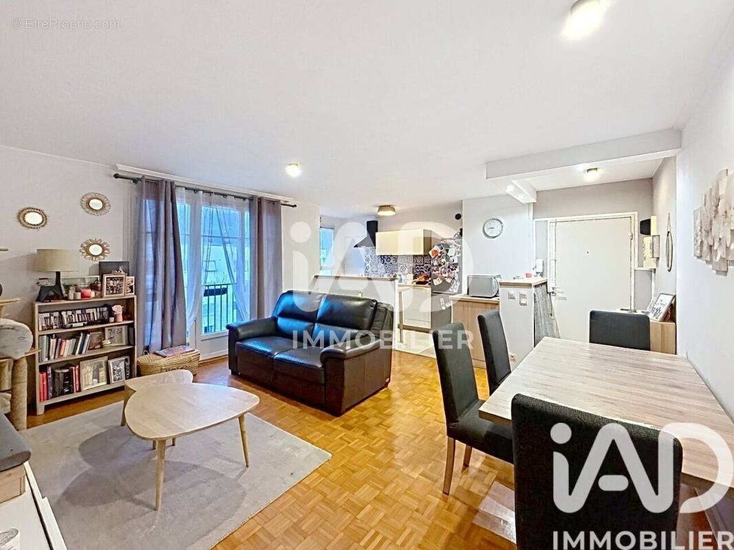 Photo 1 - Appartement à LES CLAYES-SOUS-BOIS