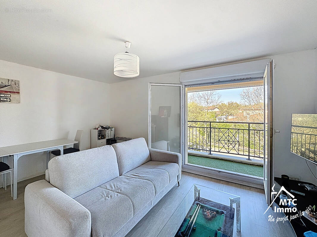 Appartement à VILLEFONTAINE