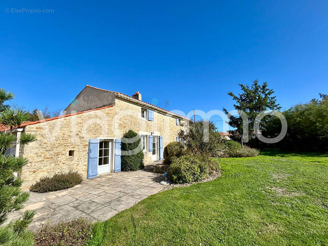 Maison à SAINT-VALERIEN