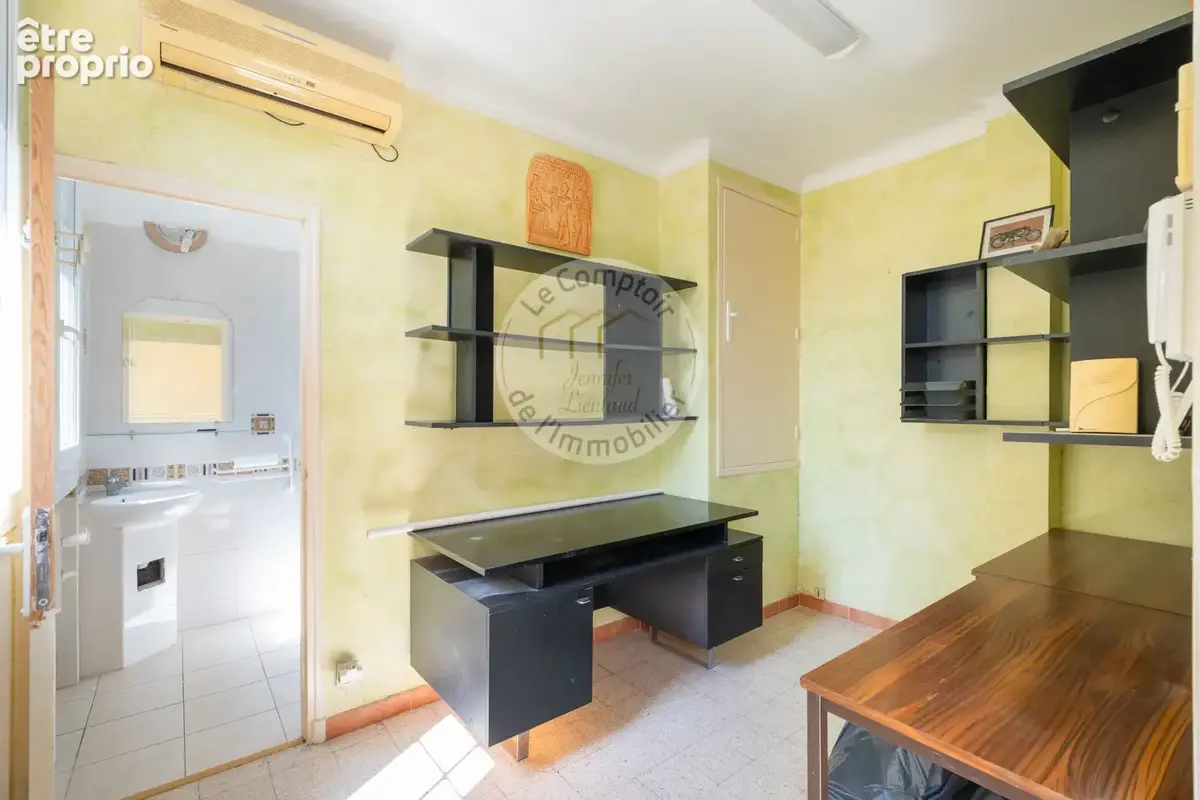 Maison familiale type 5 avec piscine, toit-terrasse et dépendances   Montolivet 12e - photo 16
