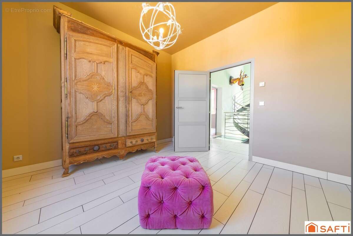 Maison 230 m² à Pange  - photo 8
