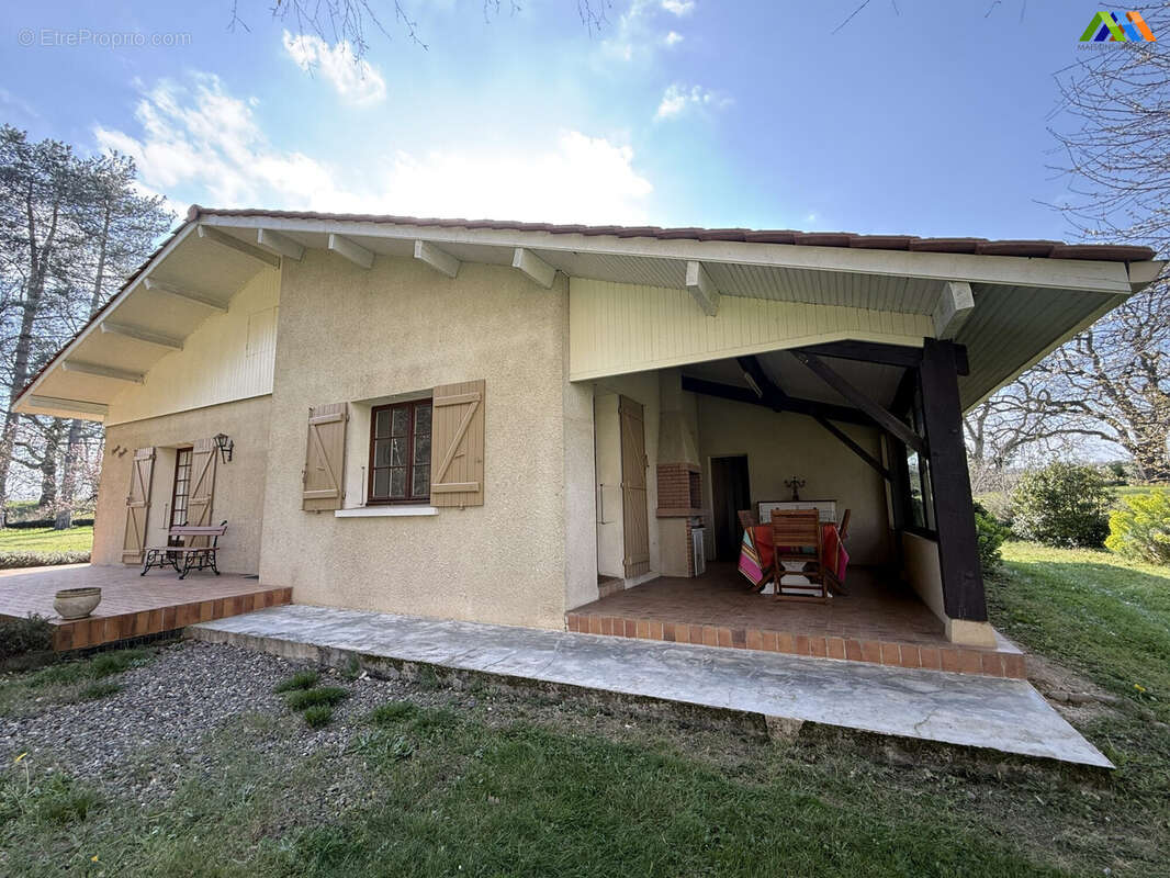 Maison 82 m² à Masseube  - photo 6
