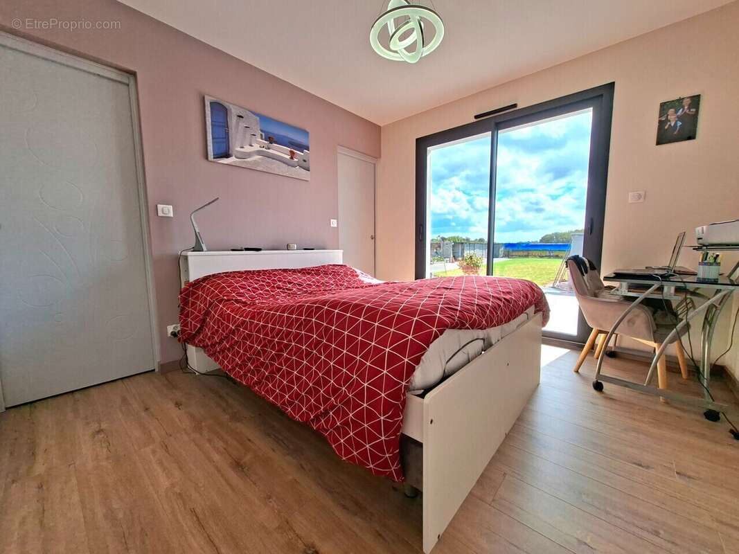 Maison à LA CHAUSSEE