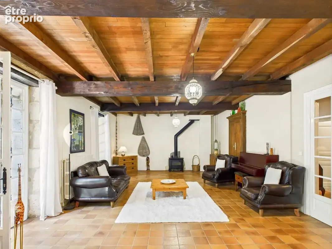 Proche d'Eymet - Belle maison en pierre avec pigeonnier, grange et piscine - photo 3