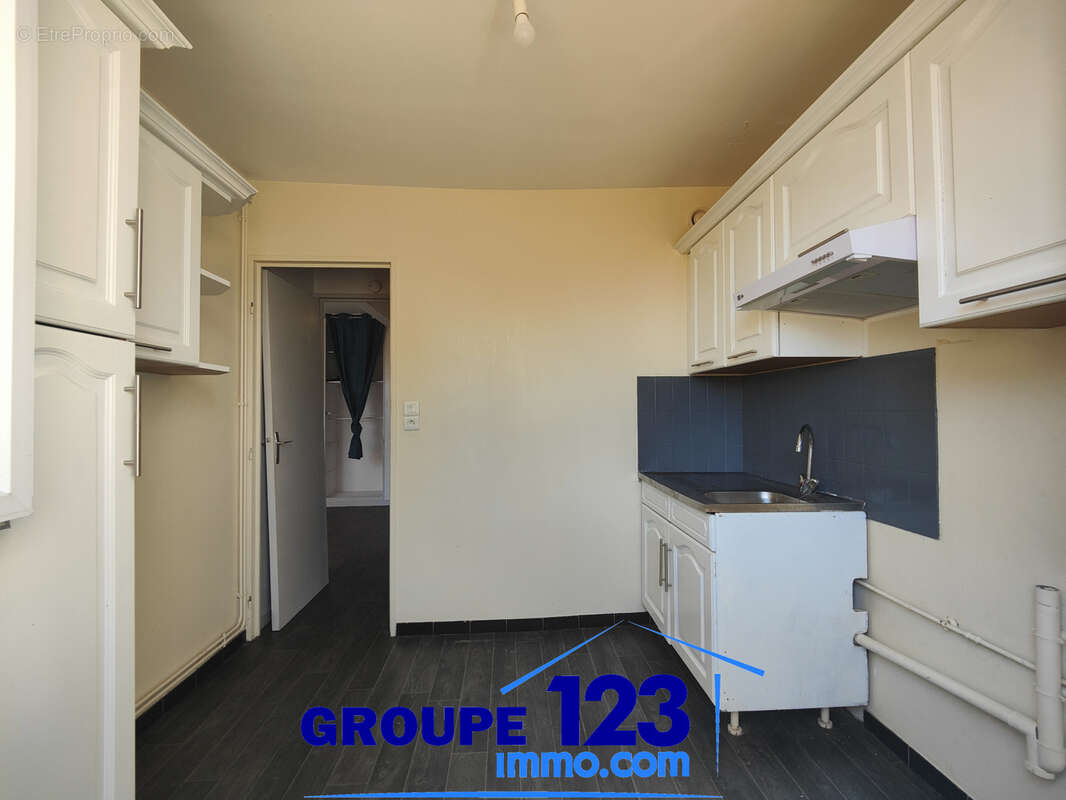 T1 lumineux avec vue dégagée   Idéal premier achat ou investissement - photo 6