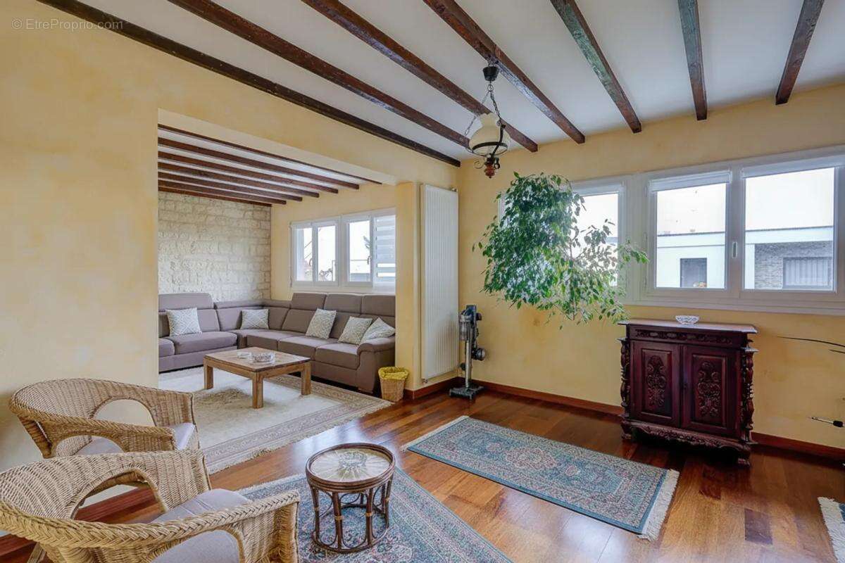 Appartement à BOIS-D'ARCY