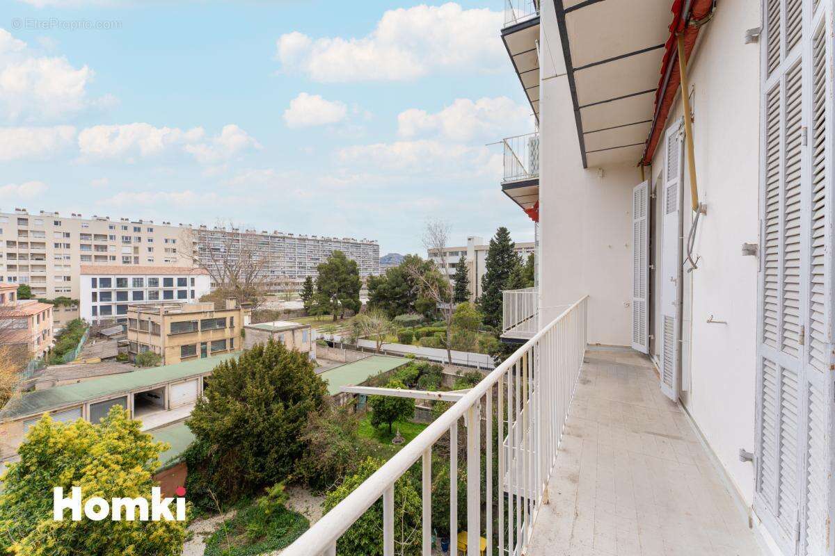 Appartement à MARSEILLE-8E