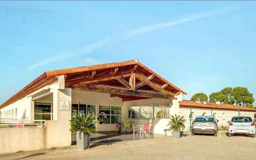 Investissement locatif  saint victoret  résidence ehpad la filosette  6.02 % de rentabilité - photo 8