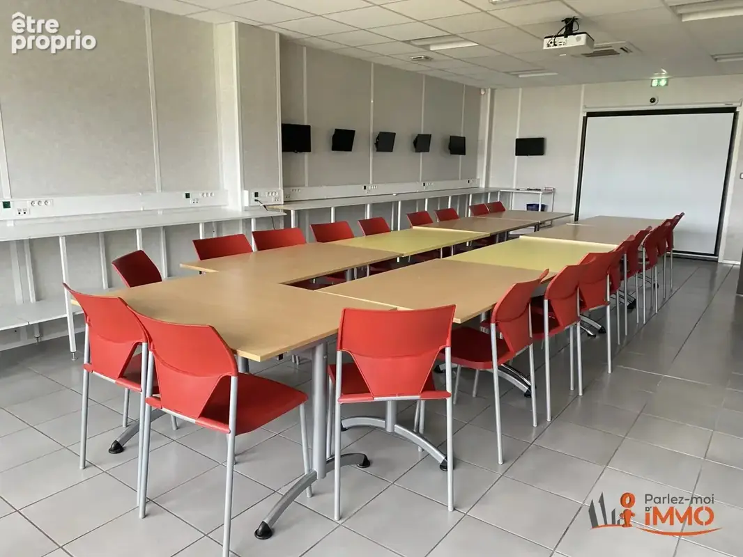 Bureaux climatisés 300 m² avec terrasse et parkings – vaulx- - photo 4