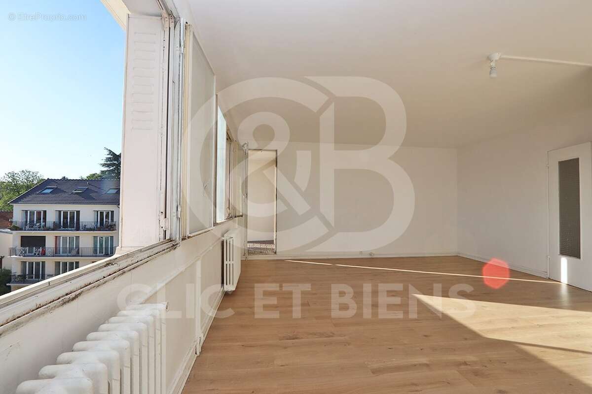 Appartement 79 m² à Viroflay  - photo 2