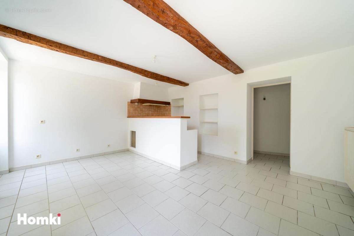 Immeuble T11 de 220 m2 à Apt 84400, Avenue de Verdun - photo 3
