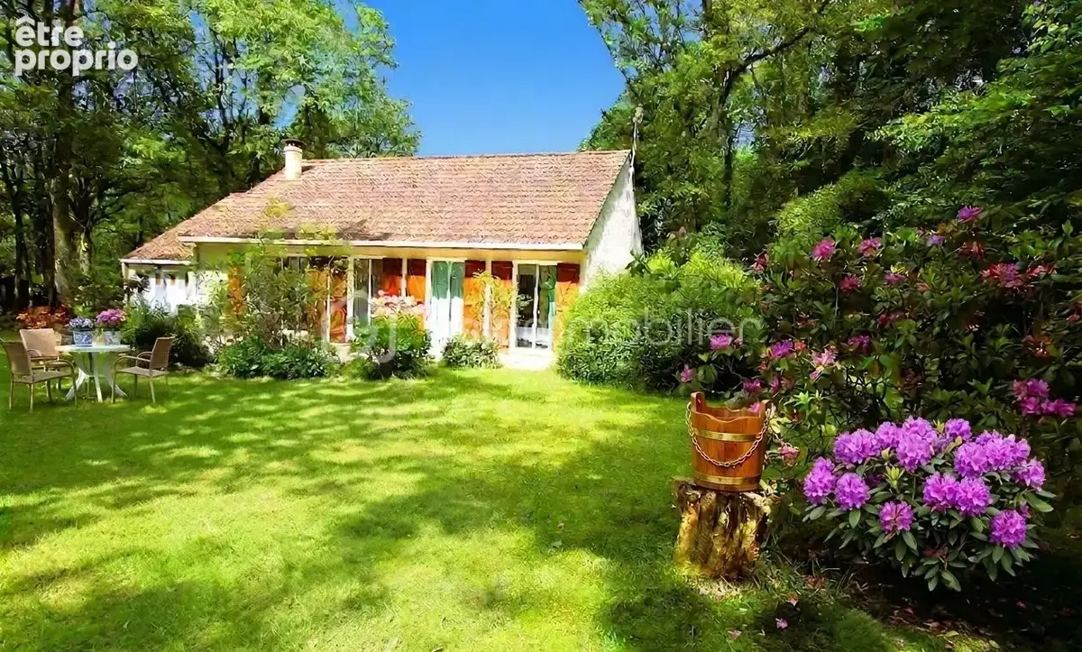 A 10 minutes de MAINTENON et de la gare, maison de plein pied de 93 m² sur terrain boise de 2123 m² de superficie, plat clos, un - photo 3