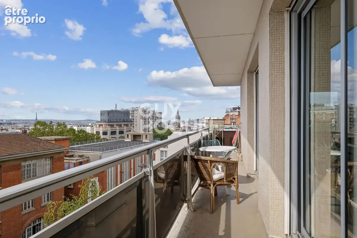 Gambetta - 3 pièces - Balcon avec vue panoramique sur tous les monuments de Paris de 18 m2 - photo 3