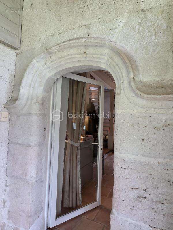 Maison à SAINT-PIERRE-DE-CLAIRAC