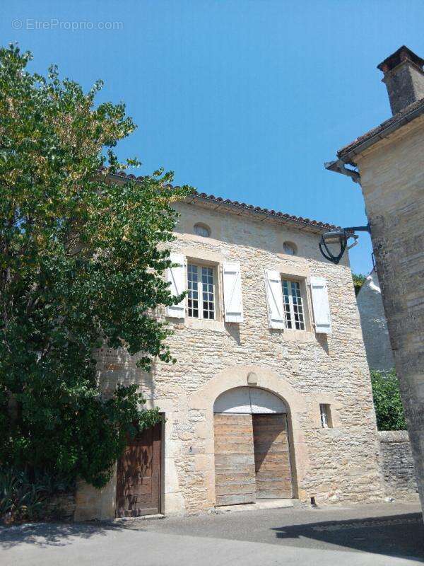 À 20 minutes au nord de Cahors, maison avec gites et piscine - photo 15