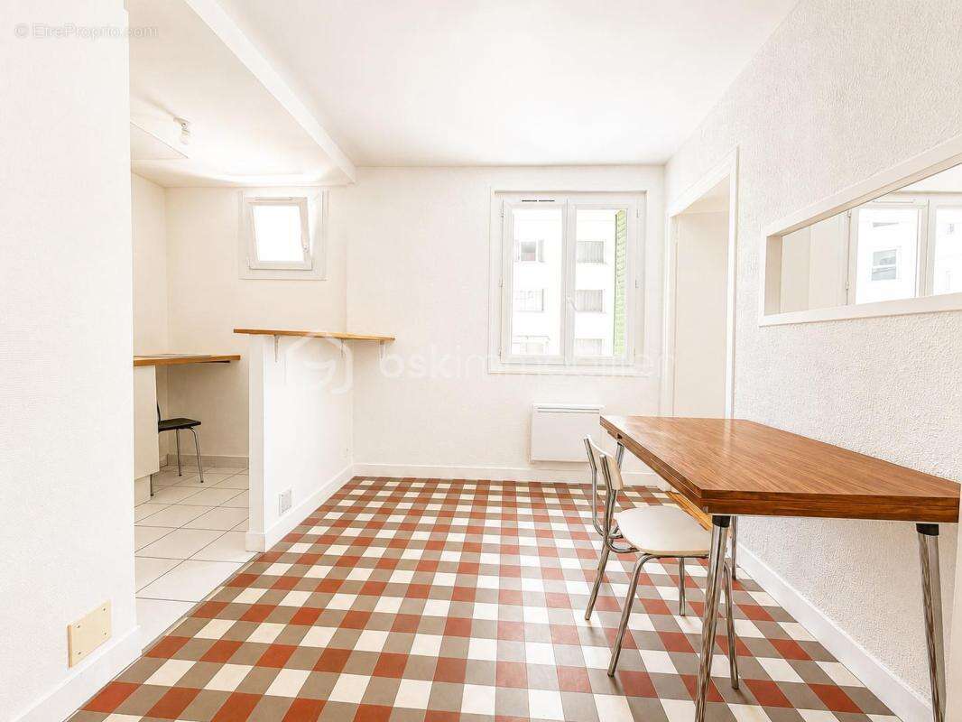 Appartement de 37m2 rénové avec ascenseur - photo 4