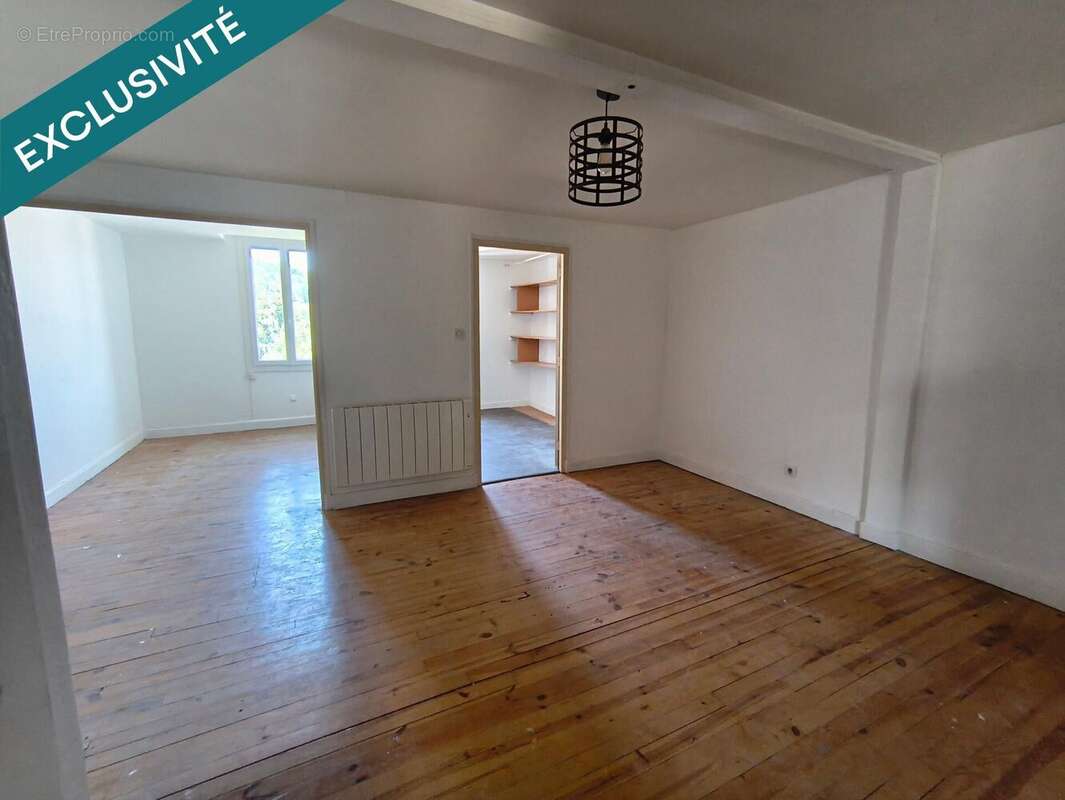 Appartement 146 m² à Decazeville  - photo 4