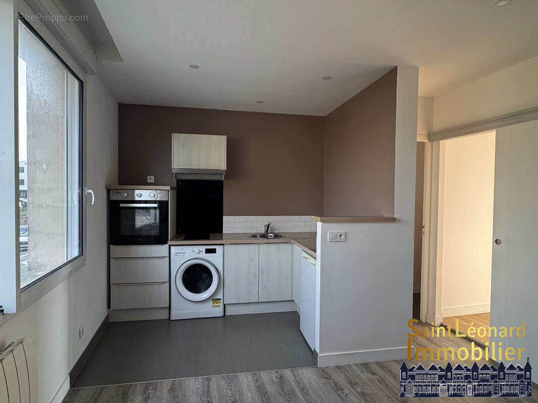 Appartement à FOUGERES