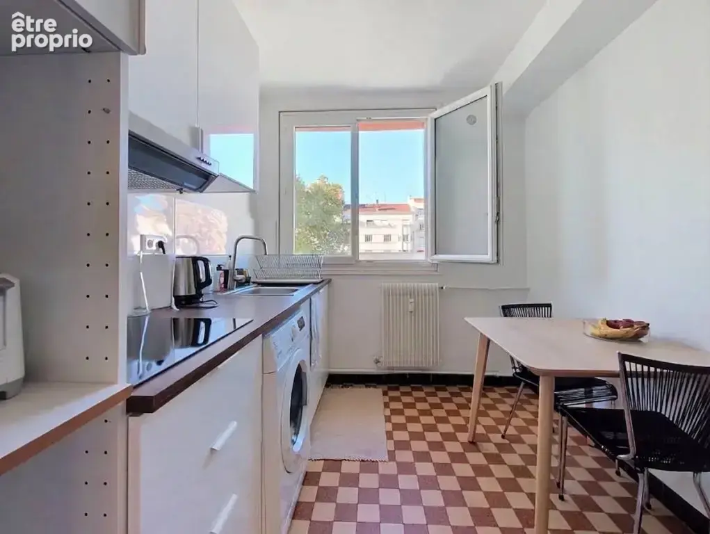 Appartement T3 de 53,72 m2 - LYON 6 - photo 5