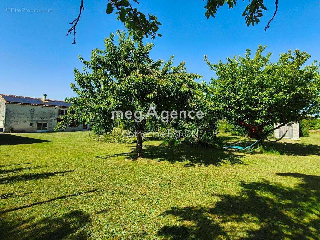 Longère - 5 chambres - Jardin 3600m2 - photo 11