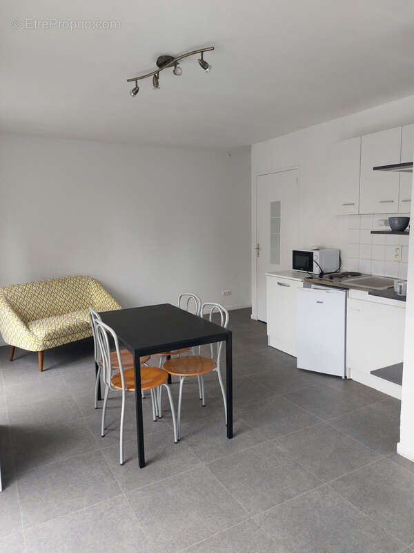 Amiens-centre studio loue - photo 3