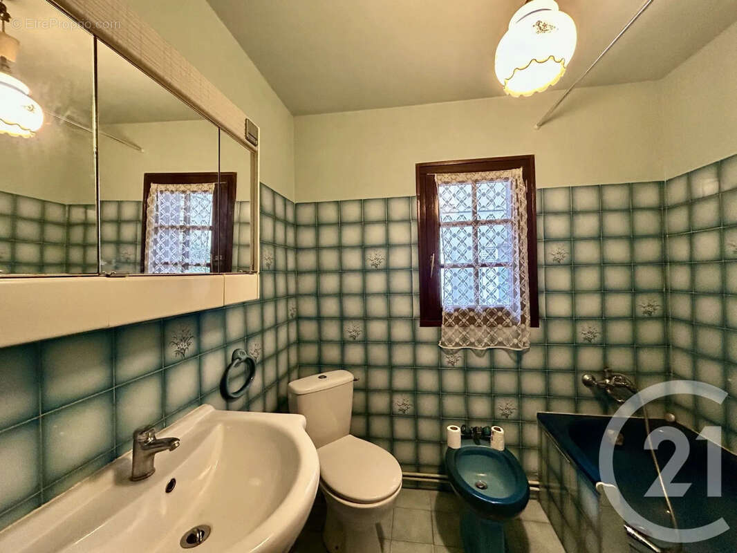 Maison à FONTAINEBLEAU